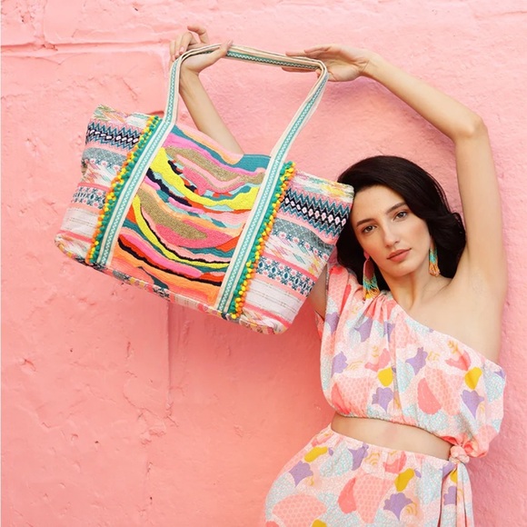 America & Beyond beaded tote - Picture 6 of 13